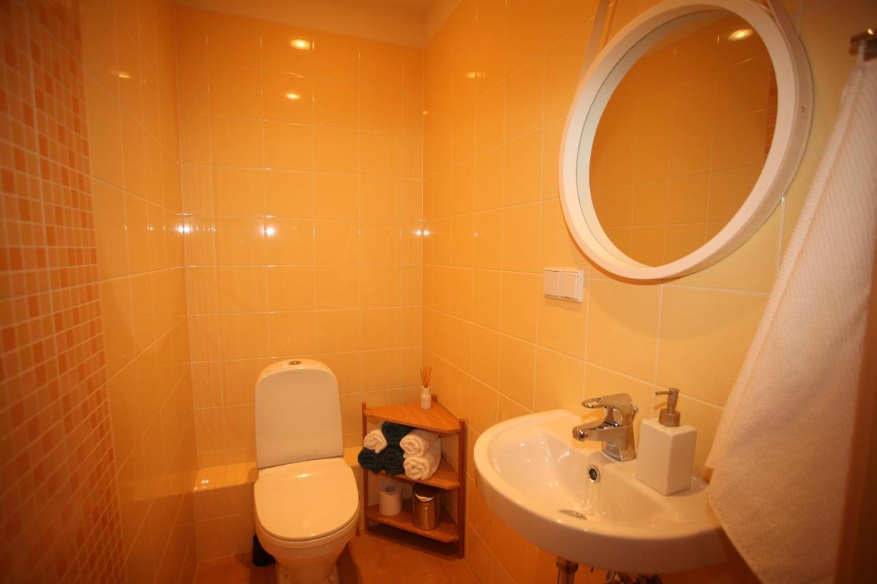 Cozy Home Apartment Kaivas, Free Parking, Self Check-In รีกา ภายนอก รูปภาพ